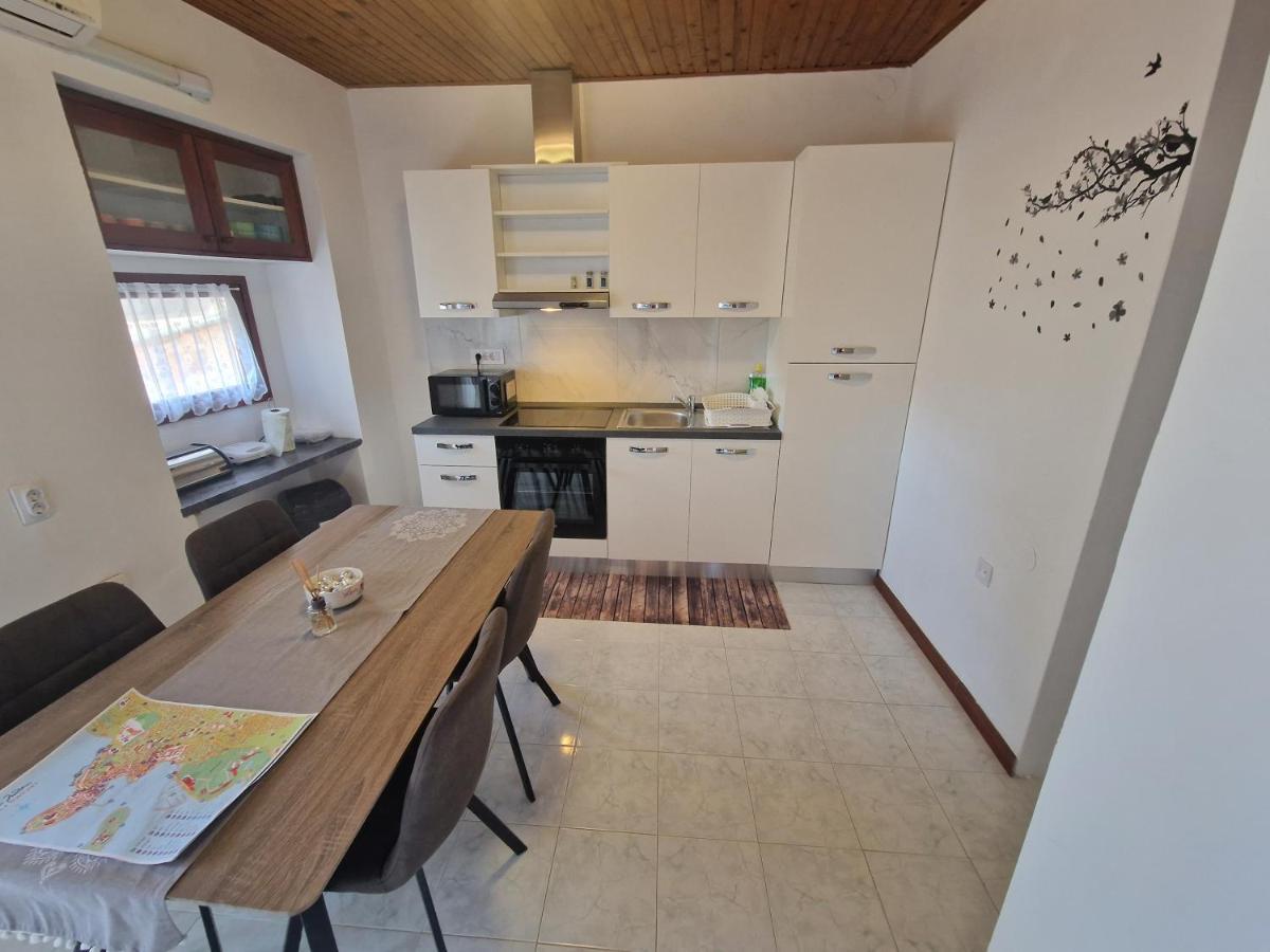Crystal Deluxe Apartment Rovinj Exterior photo