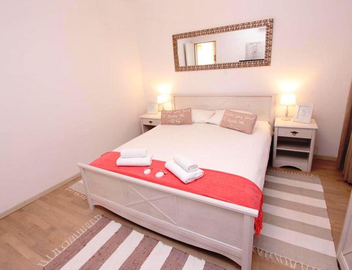 Crystal Deluxe Apartment Rovinj Exterior photo